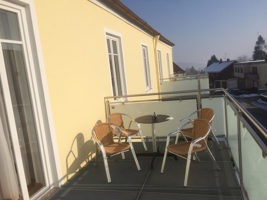 Alte Post Apartment Бад Грисбах Екстериор снимка